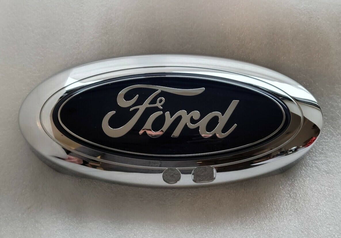 Expedition 2018+ Ford blue oval grill emblem logo w/ camera hole