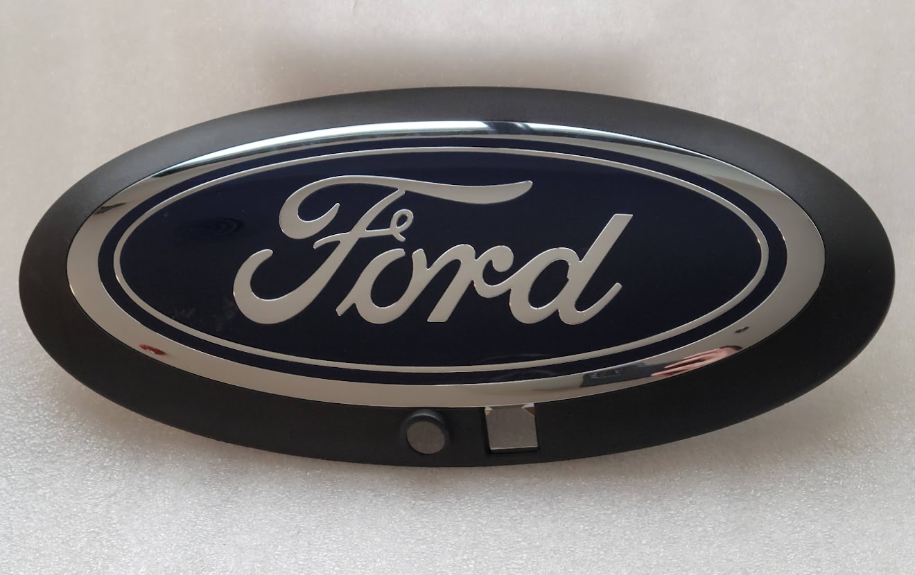F250+ 2020+ Ford blue oval grill emblem logo w/ camera hole