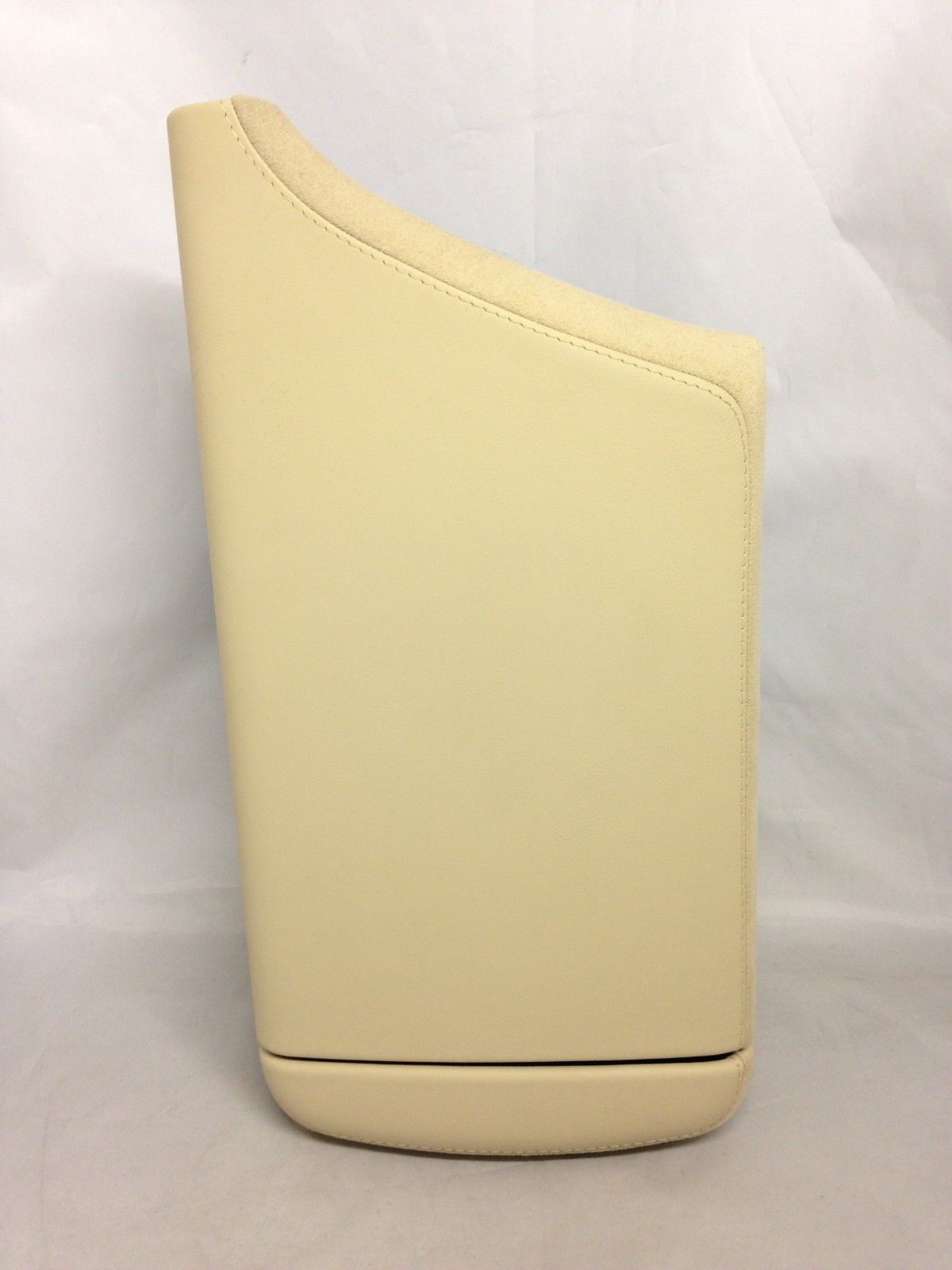 Cadillac CTS 2014+ center console lid leather suede cream NEW