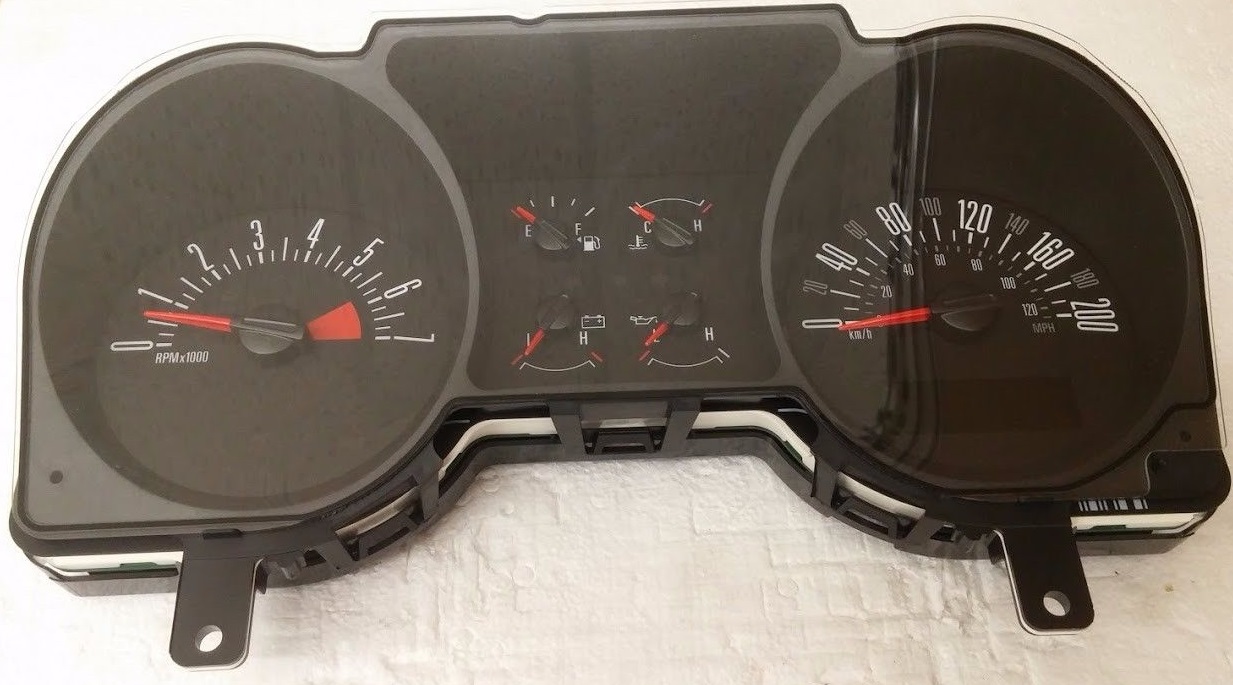 Mustang 120mph instrument panel gauge cluster
